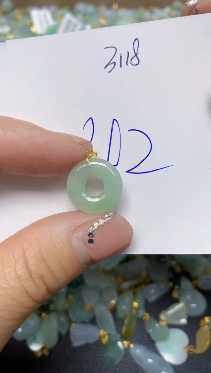 【闪购商品】翡翠挂件18K金镶嵌 天然翡翠A货