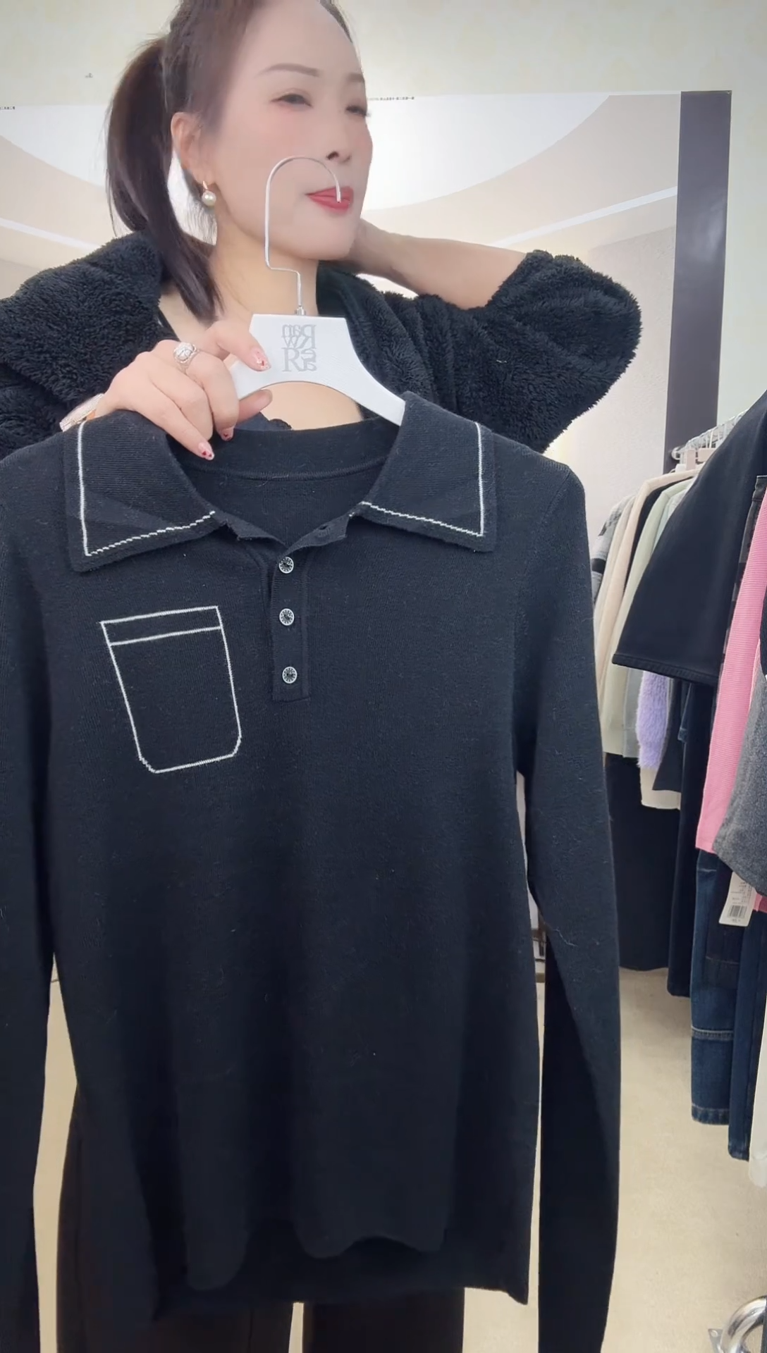 鹿毛哒**~黑色毛衣