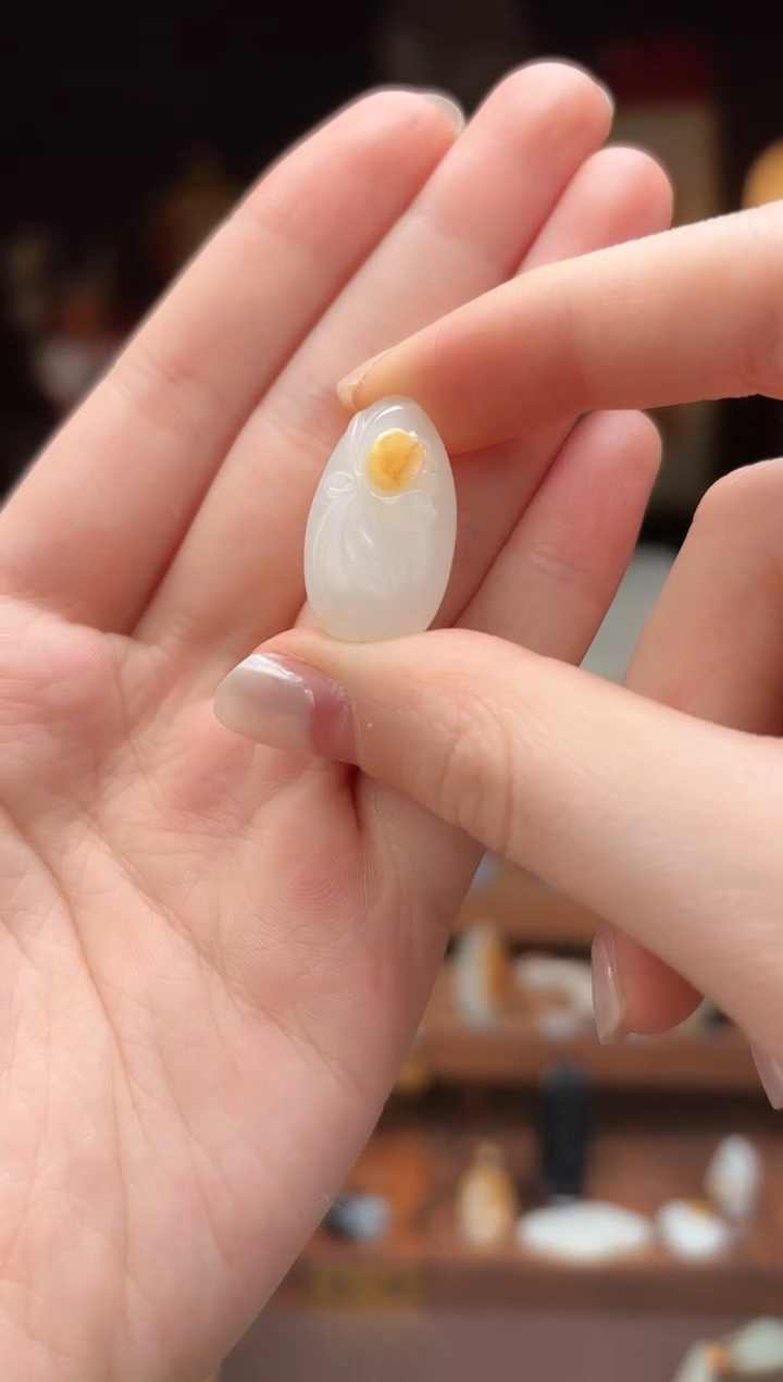 【闪购商品】和田玉ZL61清莲未镶嵌-