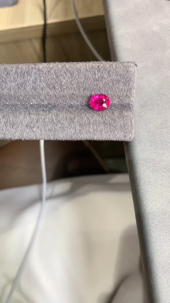 未镶嵌裸石碧玺莹卢比来裸石2.1ct