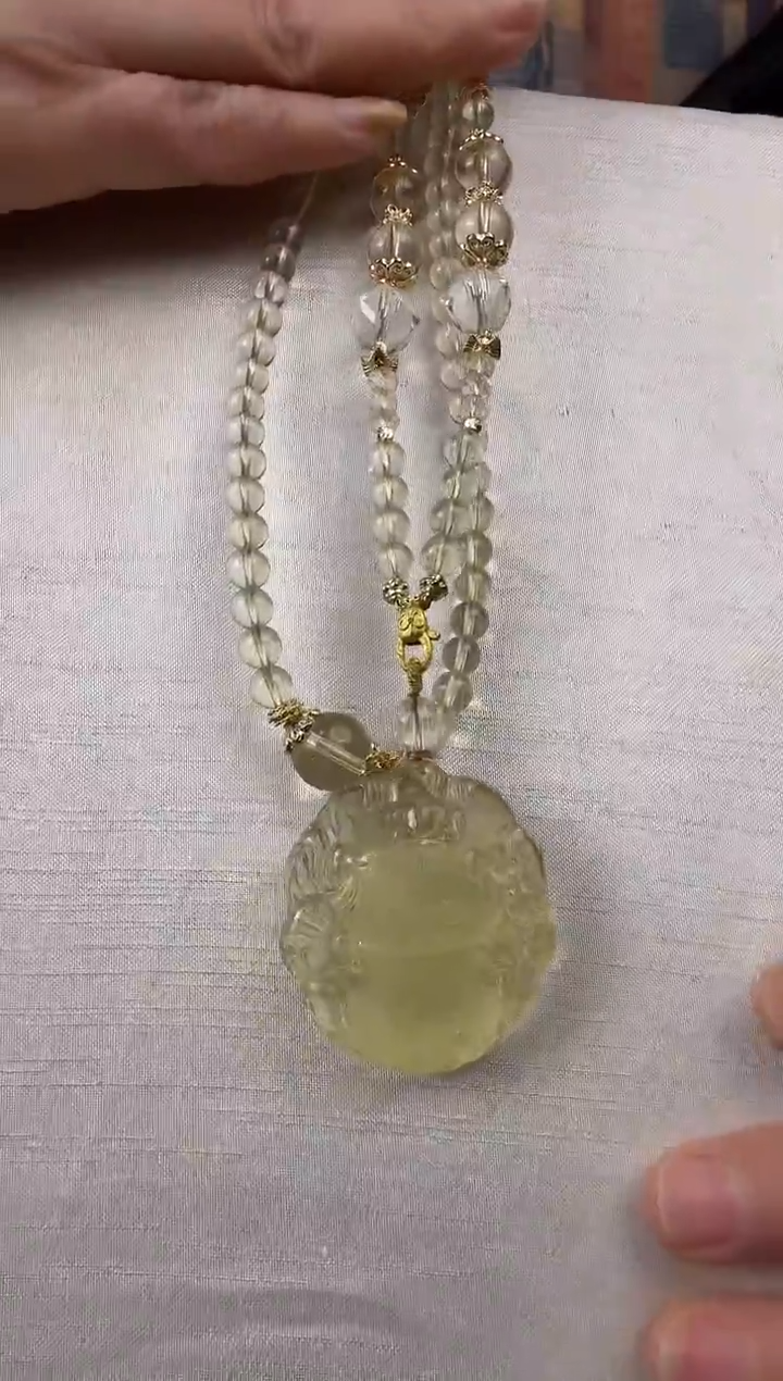 颈饰未镶嵌水晶天然狐狐吊坠