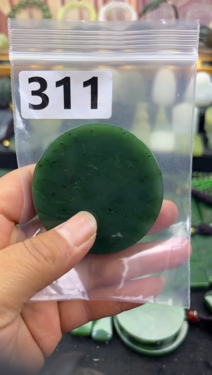 未镶嵌和田玉珠宝半成品镯芯