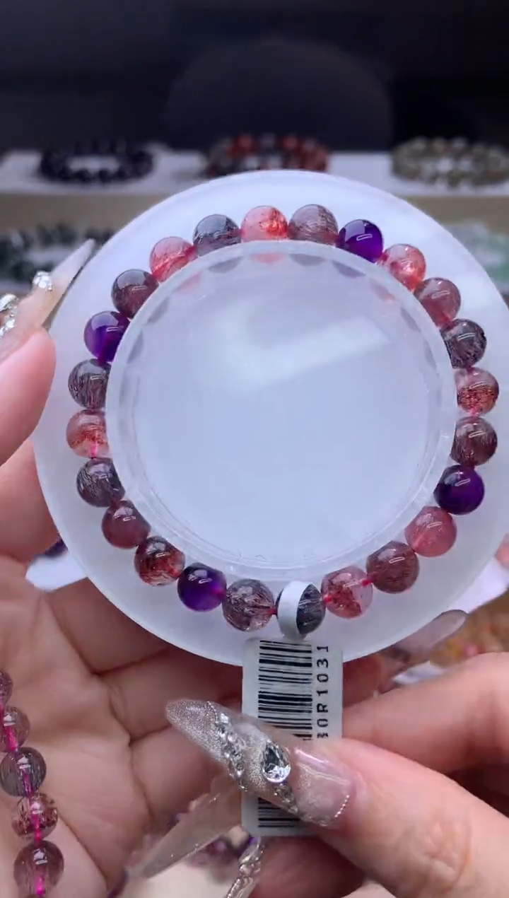 【闪购商品】水晶手链未镶嵌黑加仑超七7m+