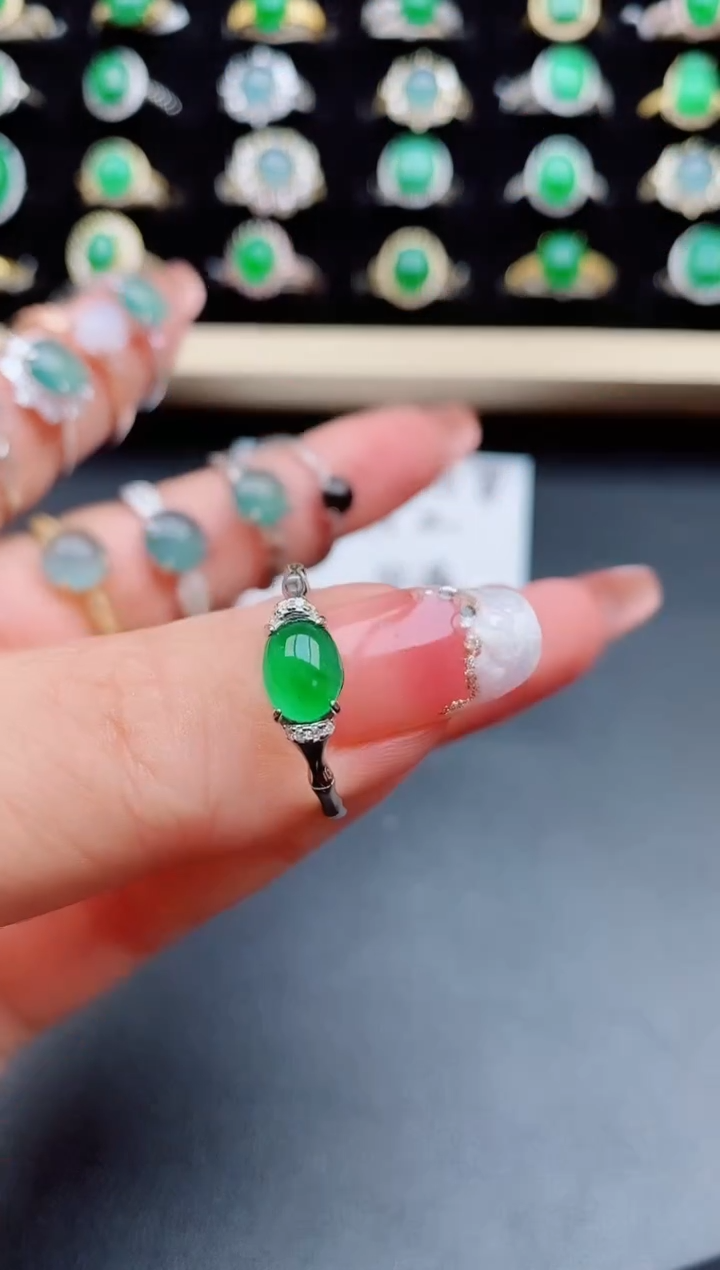 【闪购商品】翡翠戒指银S925镶嵌80800