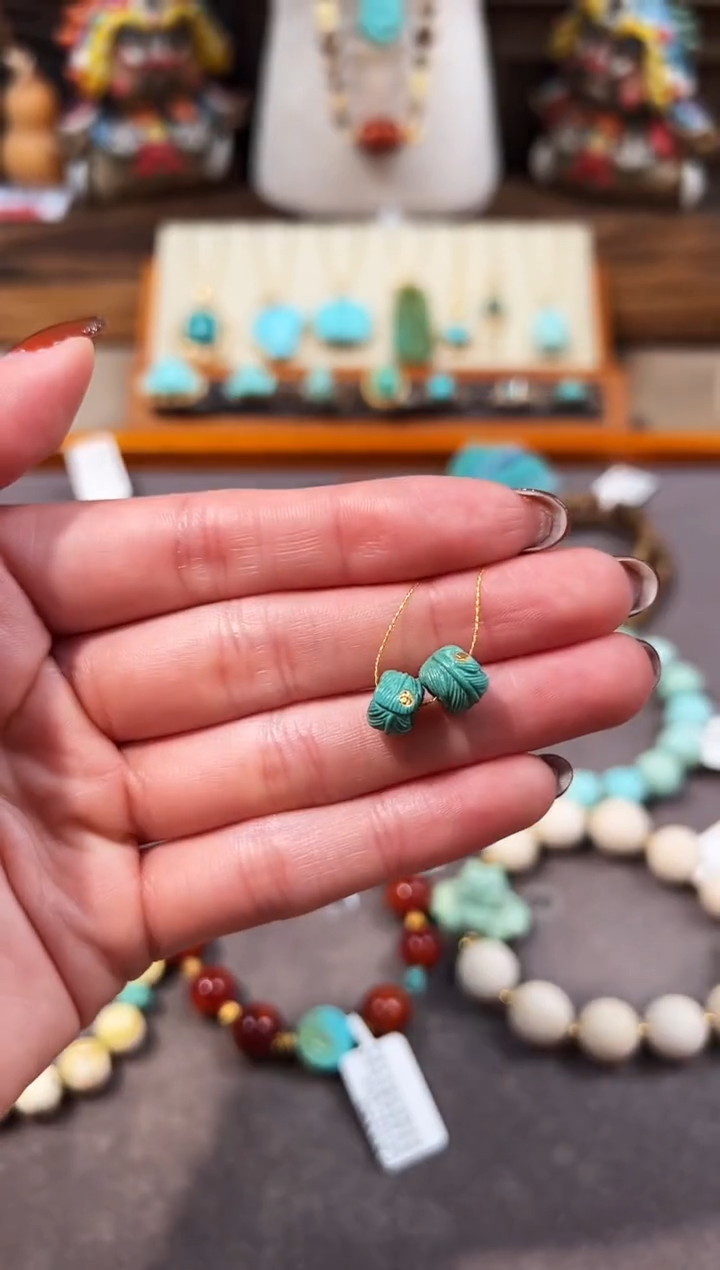 未镶嵌绿松石配饰羽毛珠