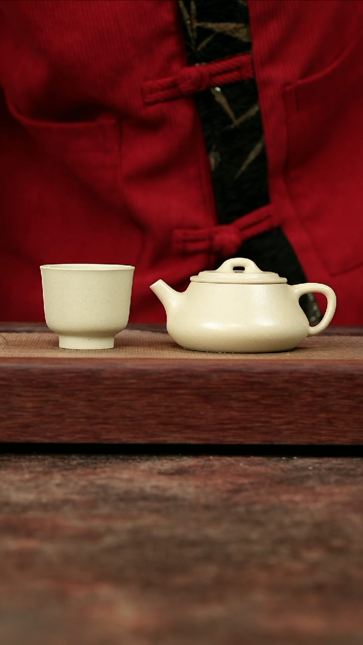 【闪购商品】紫砂茶杯梨皮本绿宜瓢