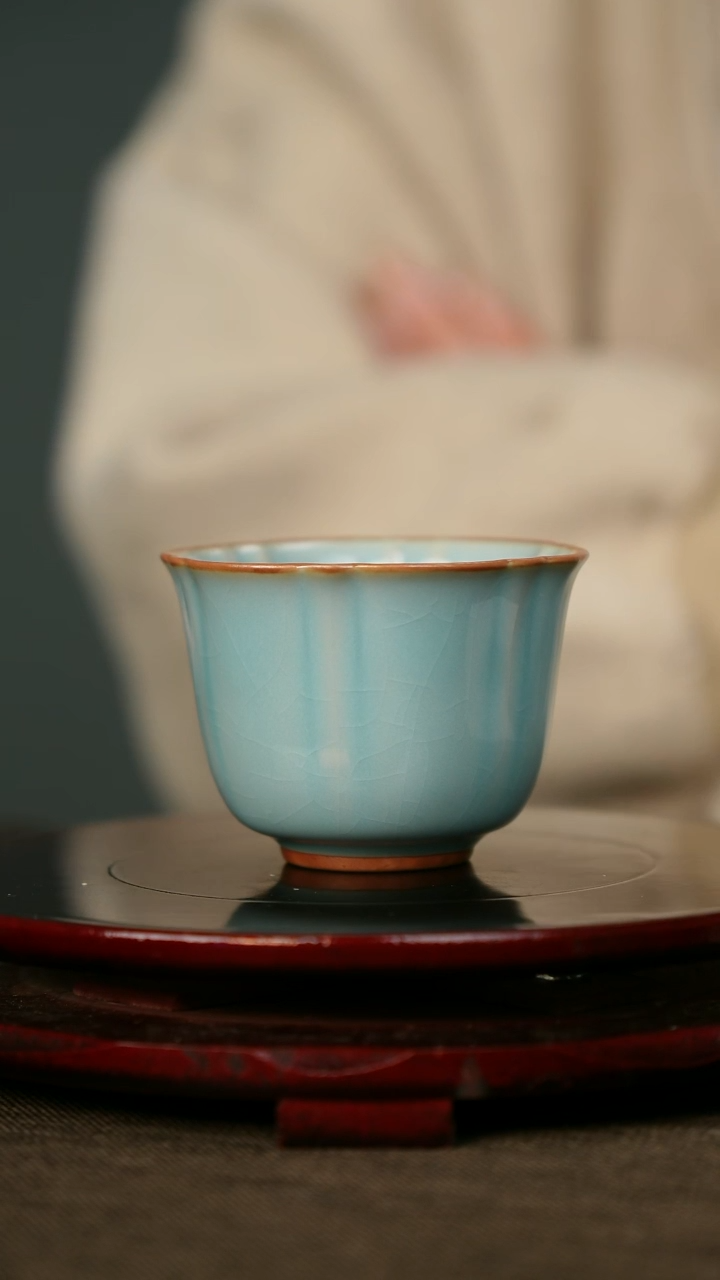 全品 天蓝 花口杯