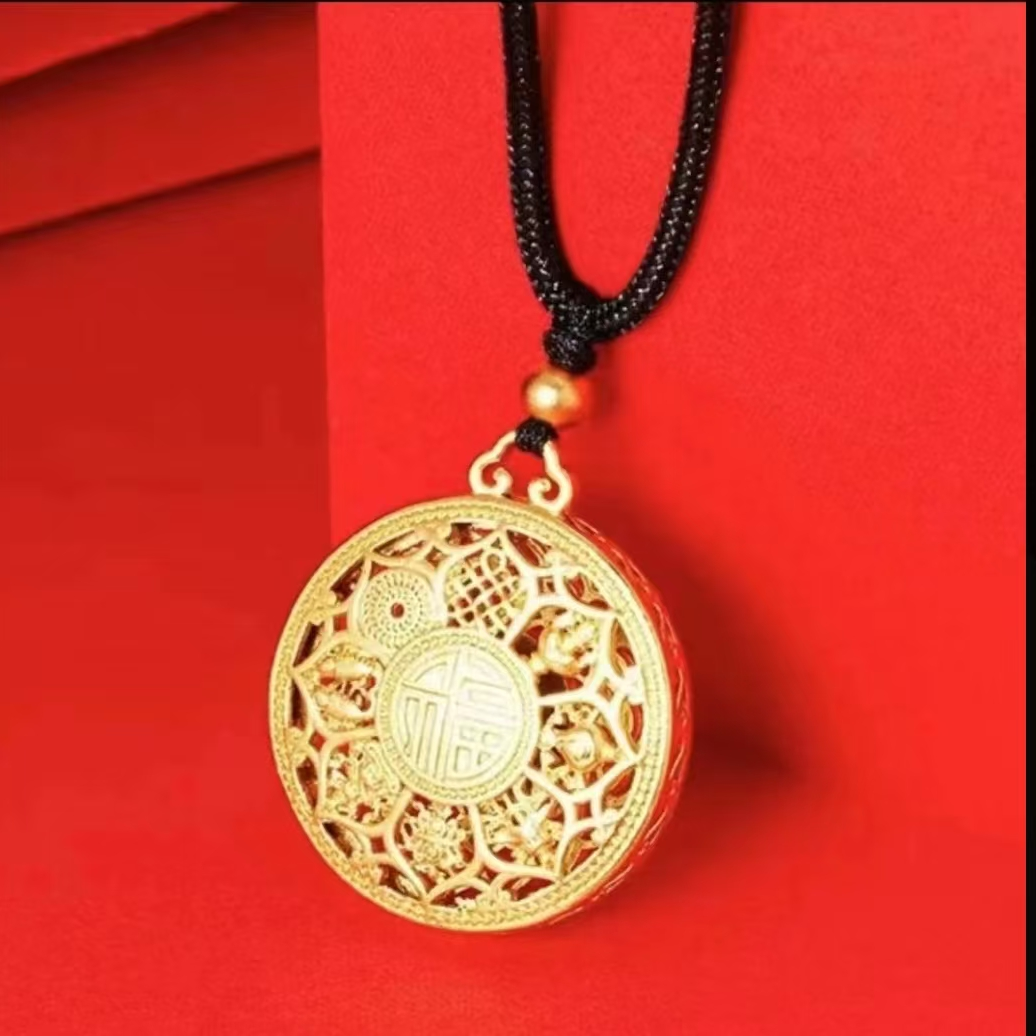  2025【八宝罗盘吊坠】新款时 尚气质潮流 百搭大气 精美