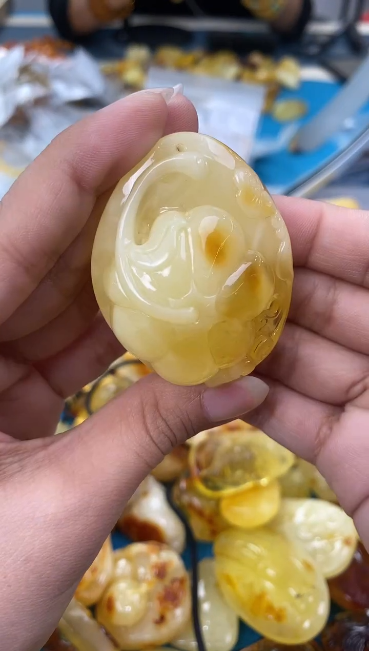 未镶嵌琥珀裸石天然琥珀蜜蜡