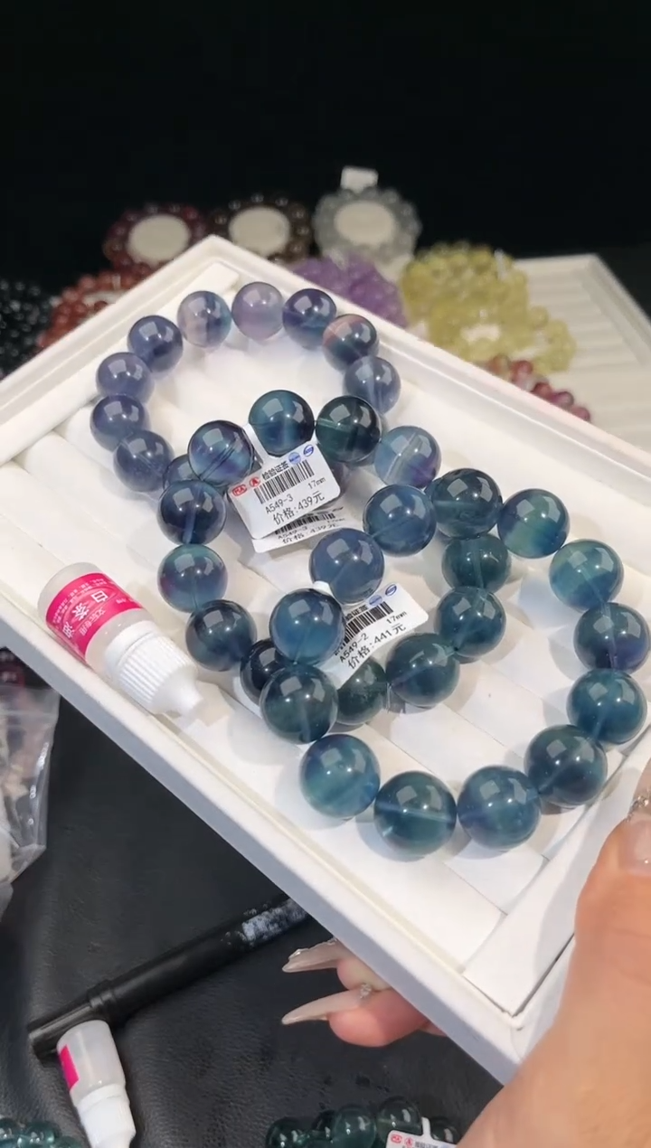 【闪购商品】萤石手链未镶嵌多样性发一蓝绿萤石17mm