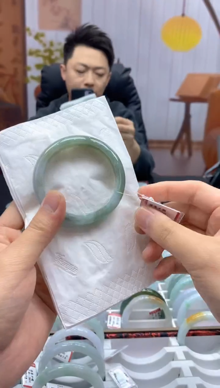 未镶嵌手镯翡翠2704******