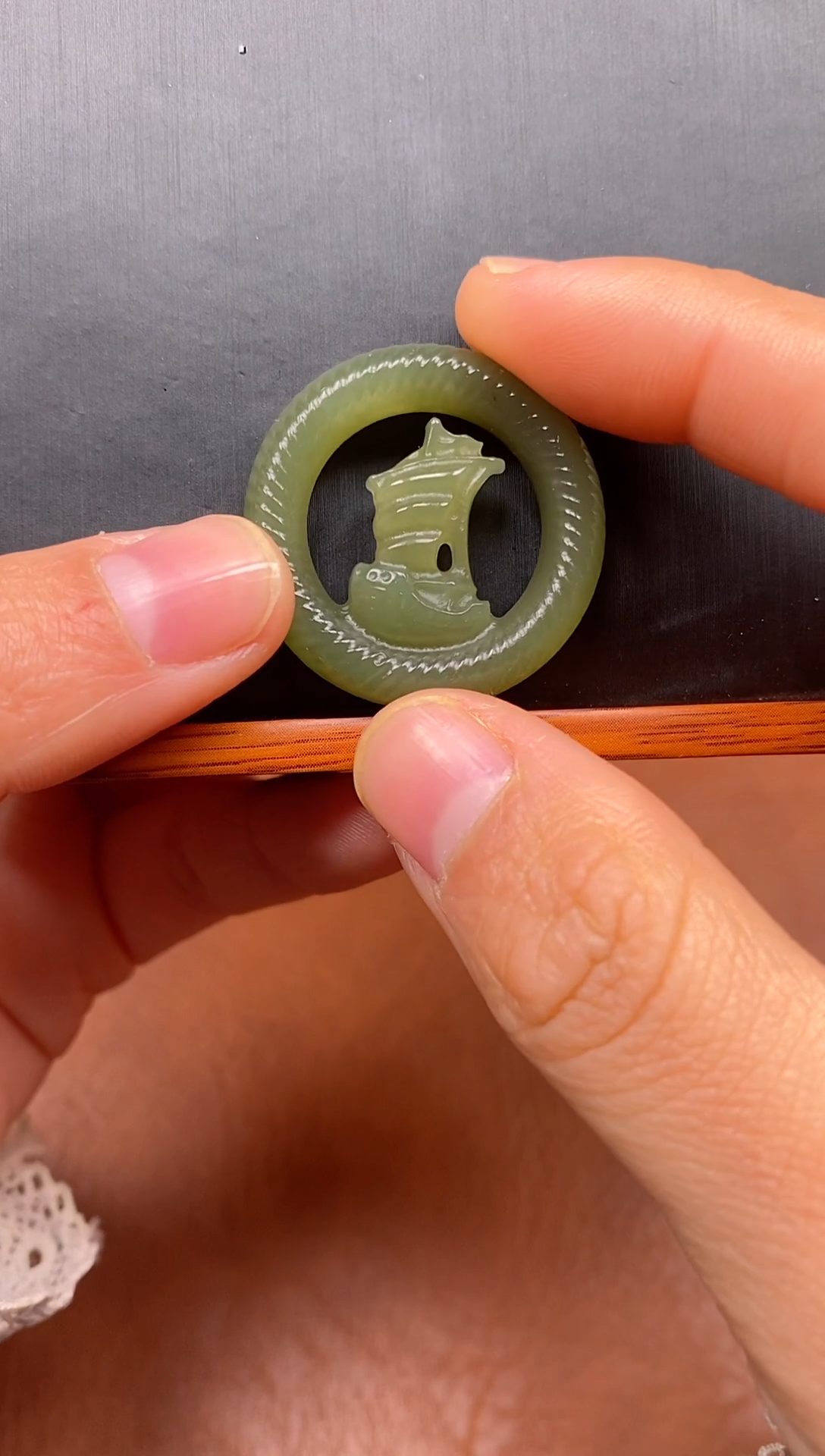 颈饰未镶嵌和田玉一帆风顺