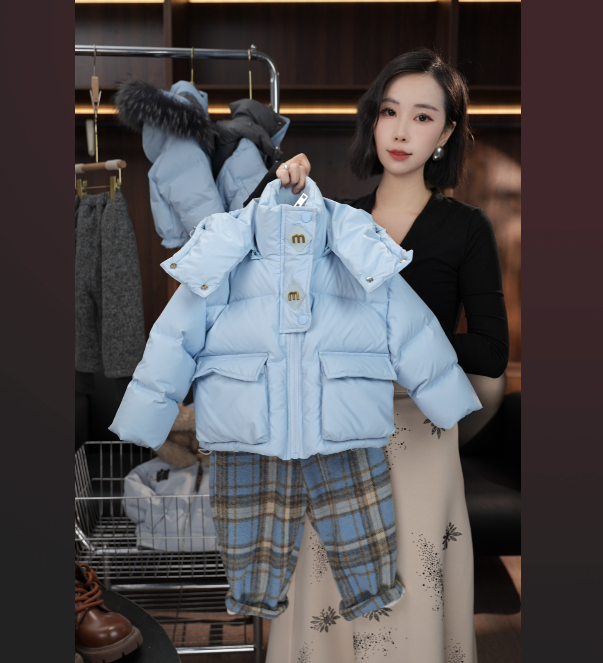 2025新款儿童洋气时尚韩版潮流保暖天蓝色皮衣童装羽绒服加厚连帽