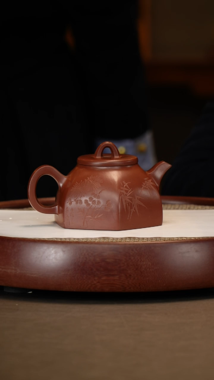 【闪购商品】紫砂茶壶【刘华良】龙血砂古圆   450CC