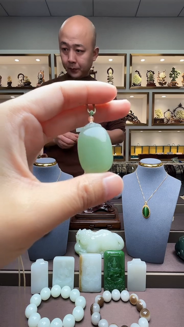 【闪购商品】和田玉颈饰未镶嵌苏