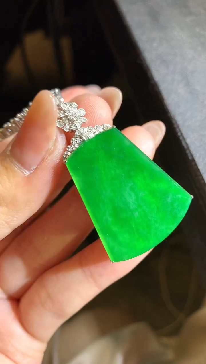 【闪购商品】翡翠吊坠(不含链)18K金镶嵌134无事牌（无鉴赏