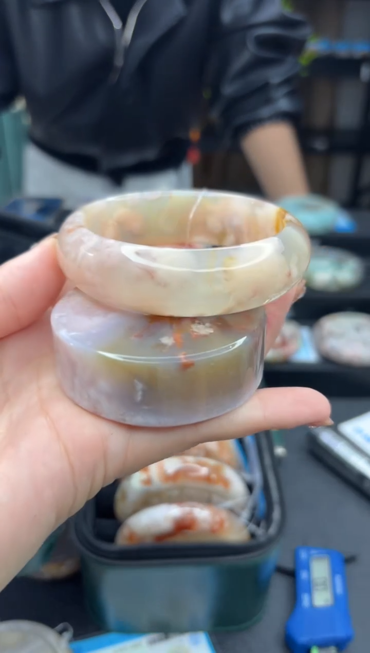 【闪购商品】石英质玉手镯未镶嵌65（60圈赠送镯心）