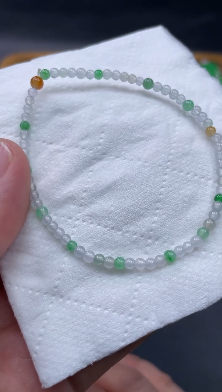 【闪购商品】翡翠手链未镶嵌75........