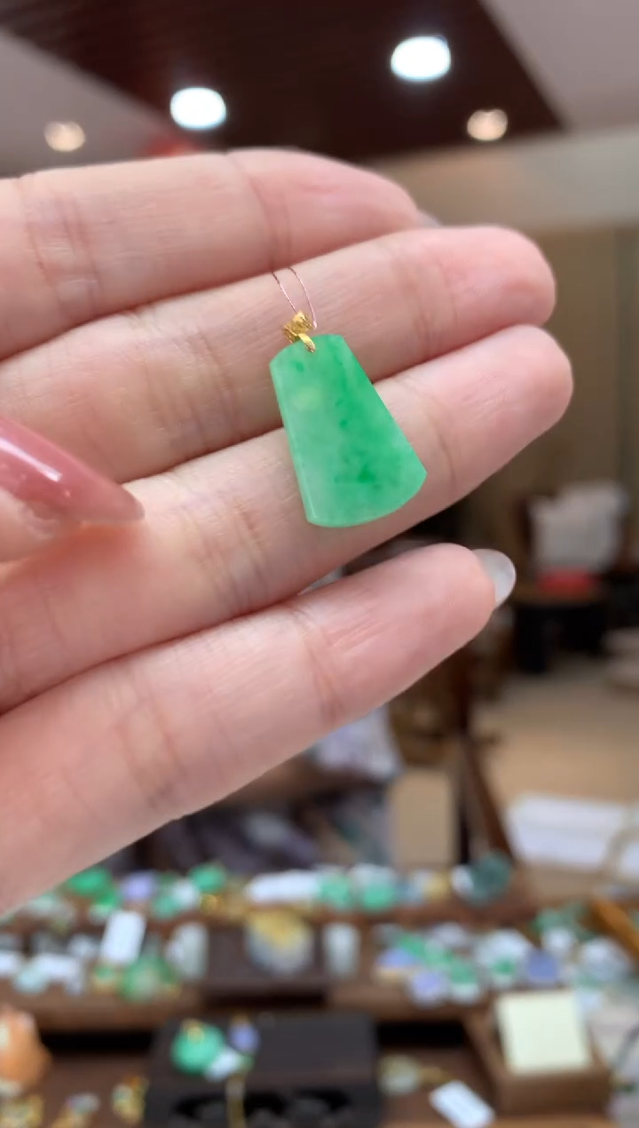 翡翠18K金镶嵌吊坠(不含链)无事牌