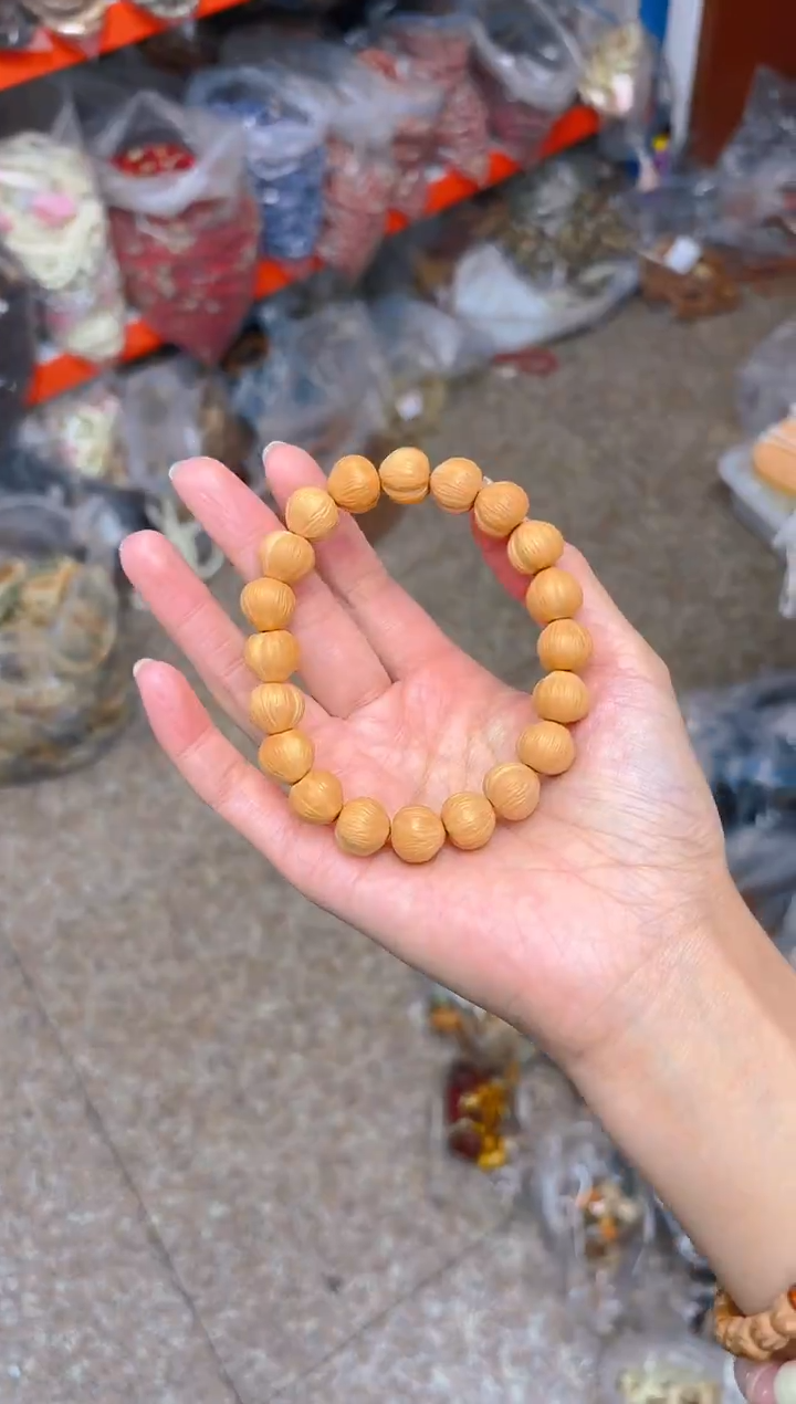 吊坠猴头核桃猴头屁桃单圈手串