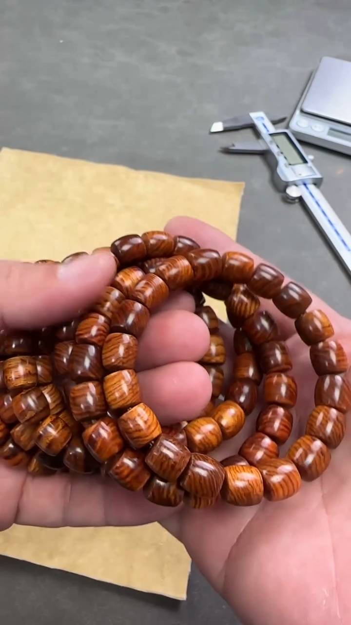 【闪购商品】黄花梨/降香黄檀手串/手链120001-1.0直切黄花梨