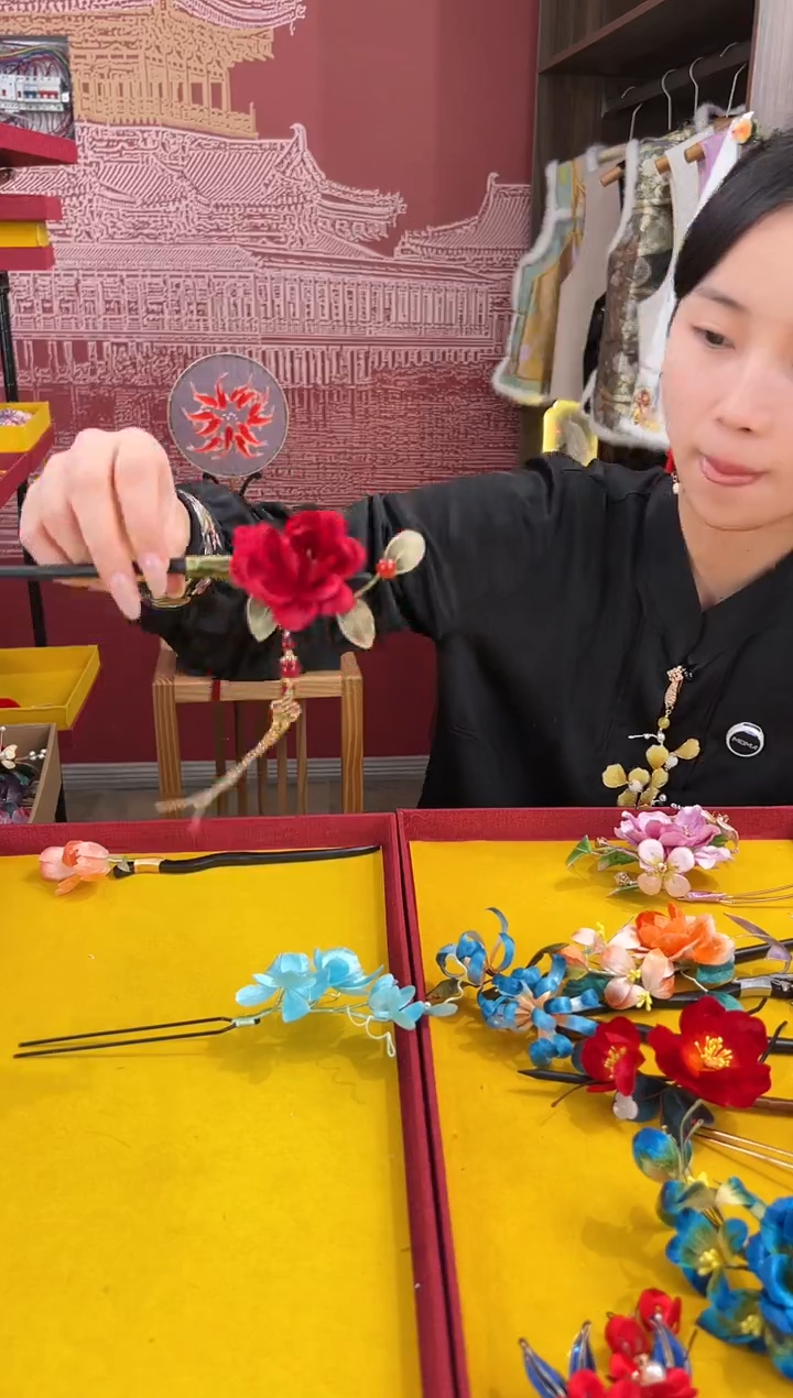 【闪购商品】刺绣非遗绒花（发饰）