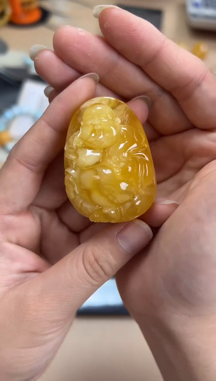 【闪购商品】琥珀裸石未镶嵌蜜蜡吊坠