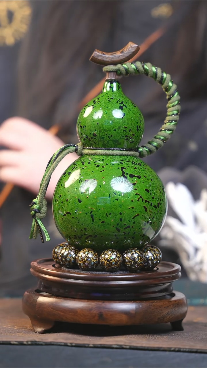 【闪购商品】YK239漆艺酒葫芦不包手串及旋转底座