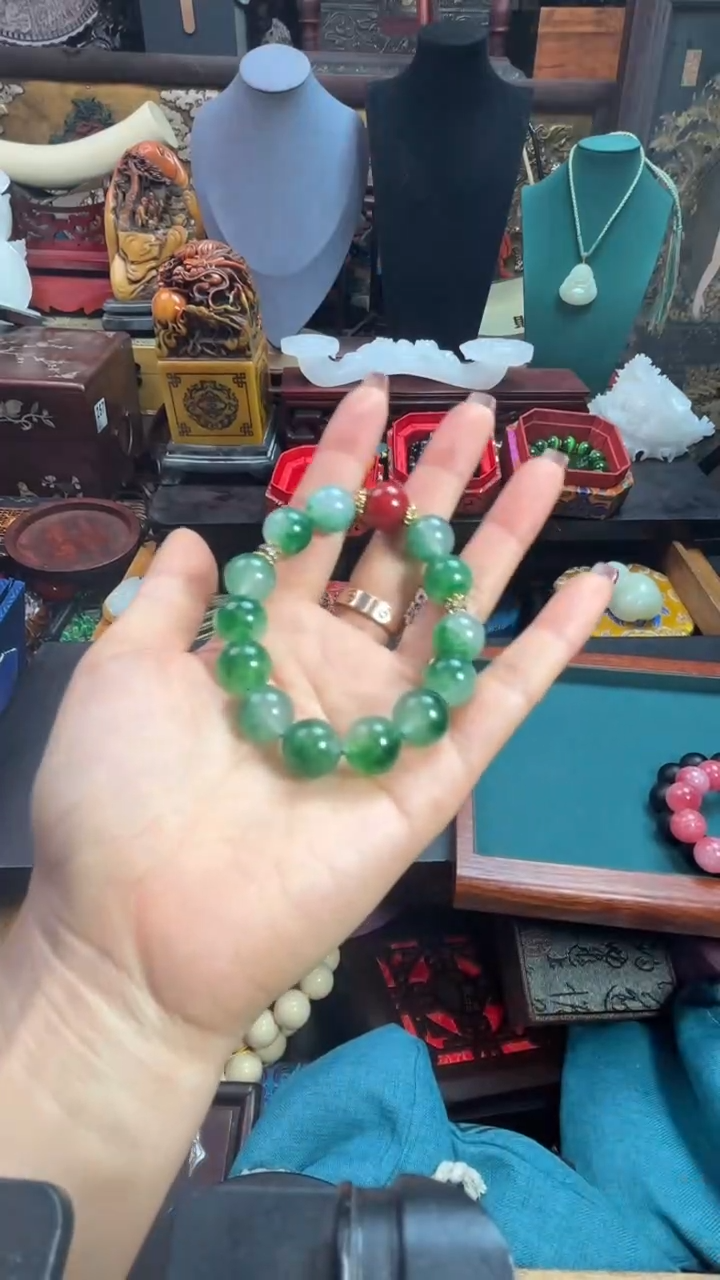 【闪购商品】翡翠手链未镶嵌687786786876876867