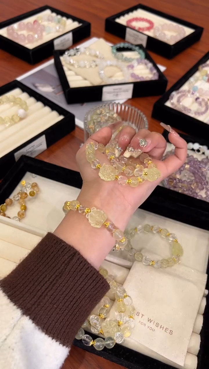 【闪购商品】水晶手链合金黄水晶凤九手链x1576