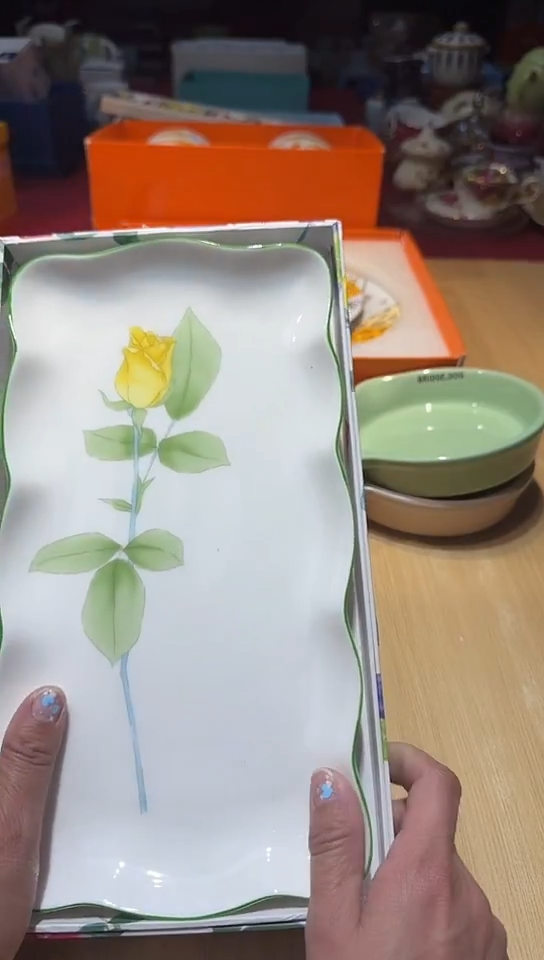 瓷片生活的本意是开心阿@@1