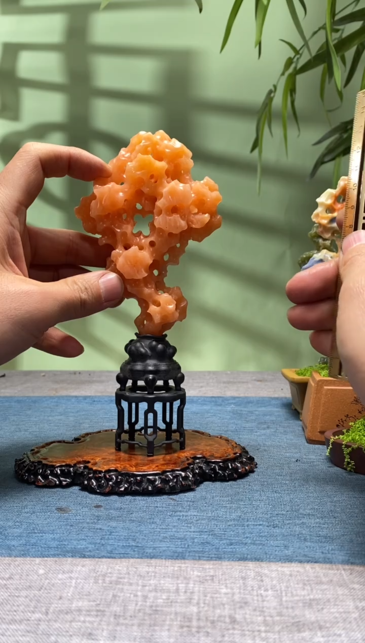 【闪购商品】树脂制品底座   石头是青海橘子冻