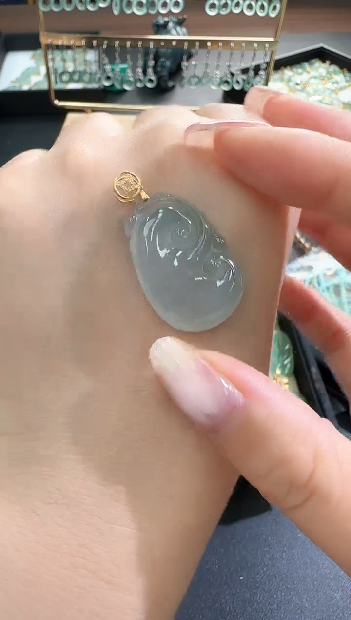 【闪购商品】翡翠颈饰18K金镶嵌 250211250