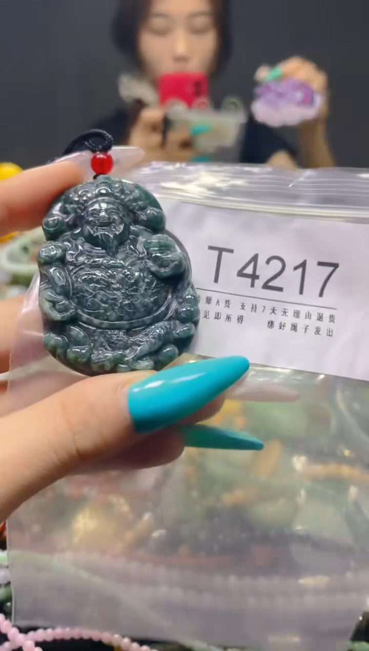翡翠未镶嵌颈饰/T/翡翠A货一件也是批发价