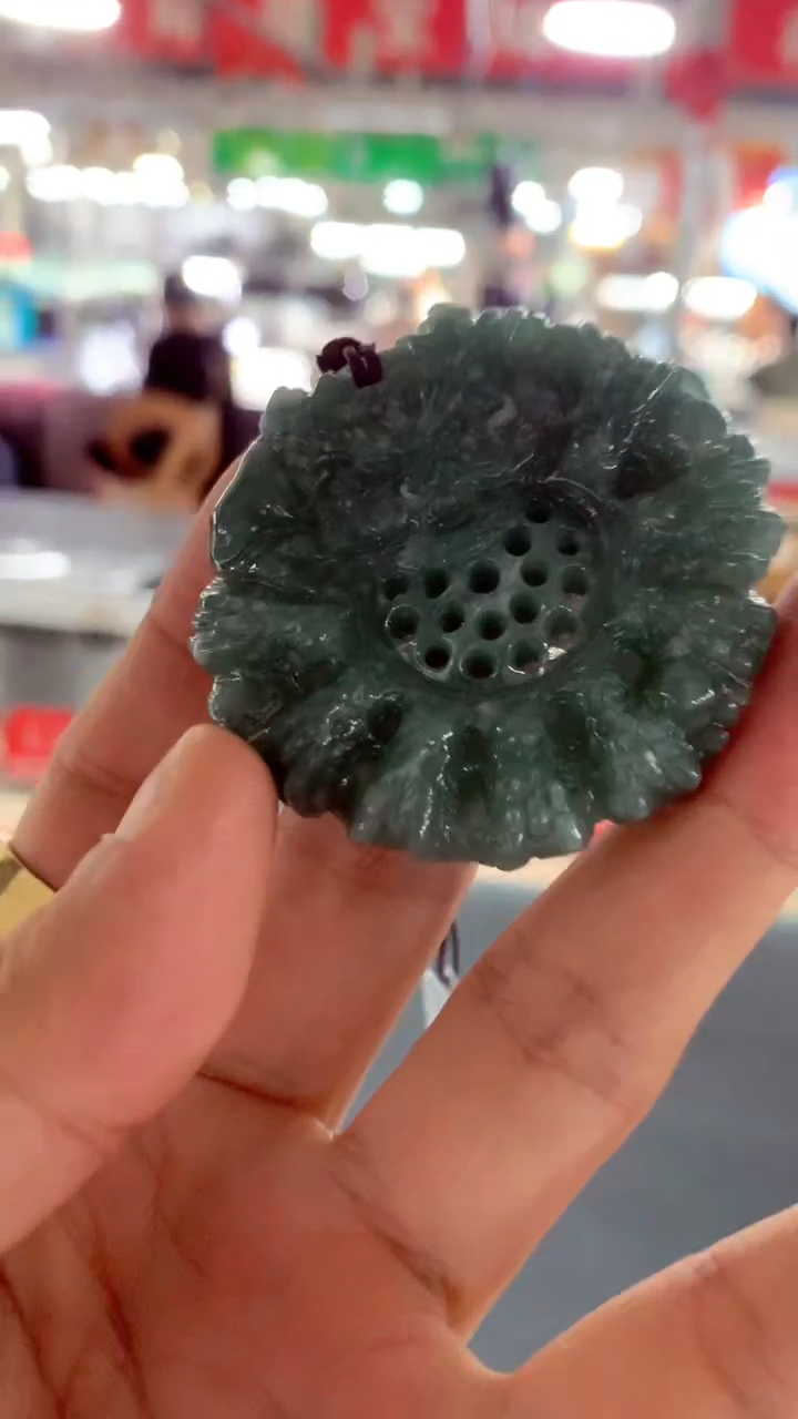 【闪购商品】定制翡翠未镶嵌W多样性发货拍一发一