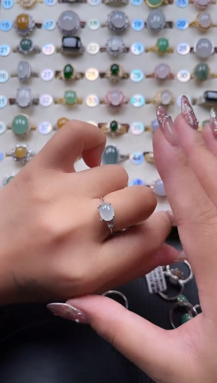 翡翠戒指银S925镶嵌天然A货翡翠戒指