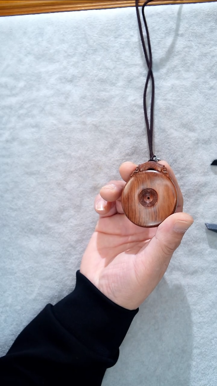 手串/手链黄花梨/降香黄檀海黄平安扣5.9*4.9*1.2吊坠HHL0342