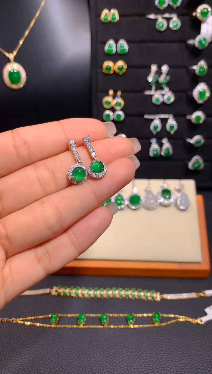 【闪购商品】翡翠耳饰银S925镶嵌多样性