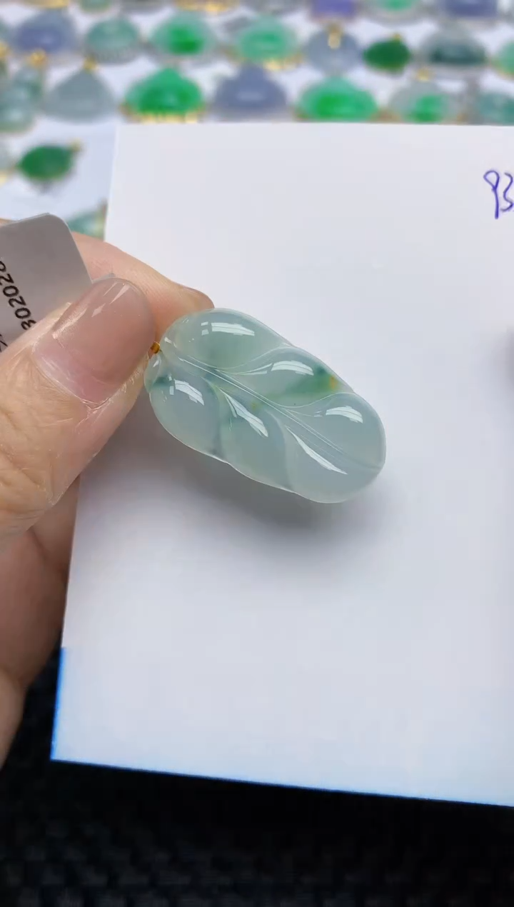 【闪购商品】翡翠颈饰18K金镶嵌天然A货翡翠 92
