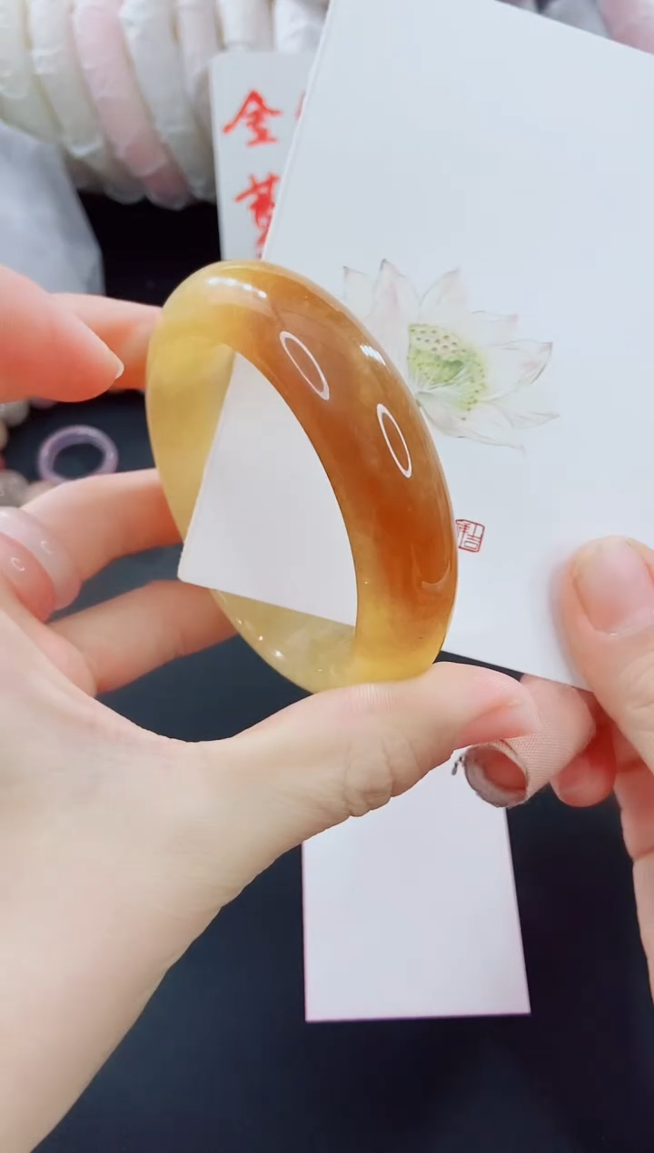 【闪购商品】石英质玉手镯未镶嵌P35-57-58