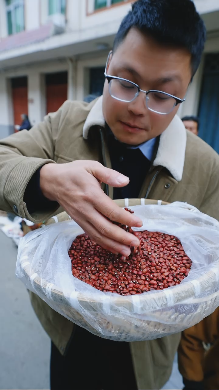 中国大陆代卖农家红豆2斤