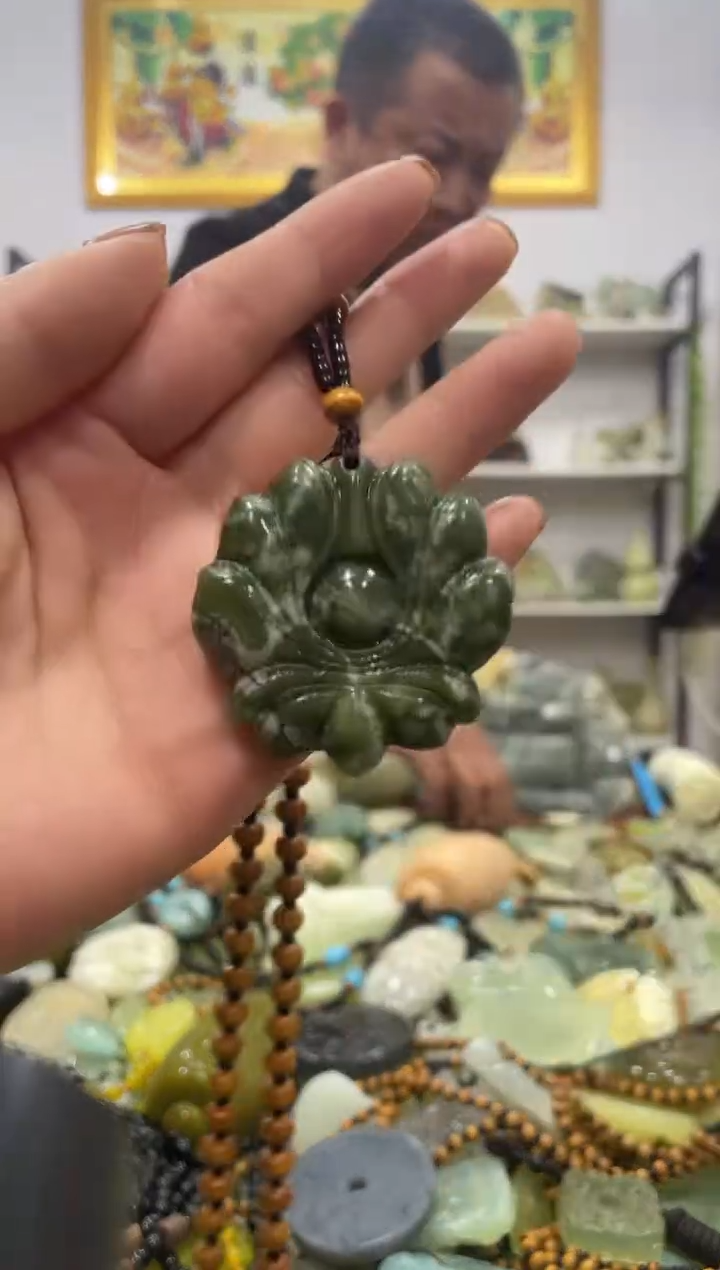 【闪购商品】岫玉吊坠未镶嵌