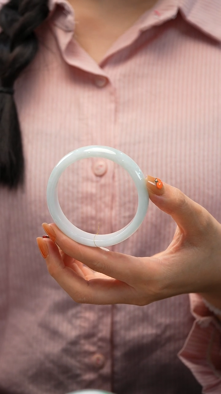 未镶嵌手镯翡翠68号