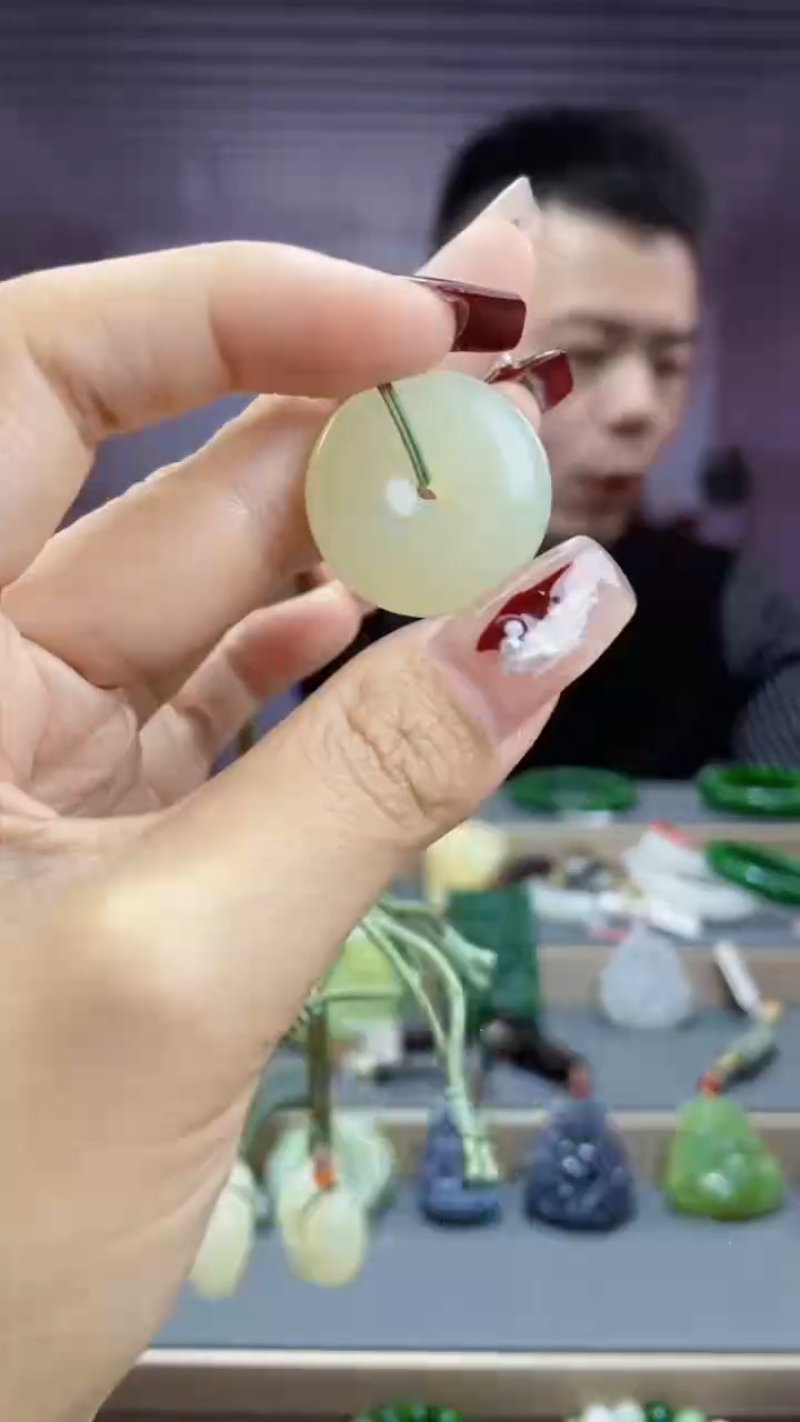 【闪购商品】和田玉吊坠未镶嵌116