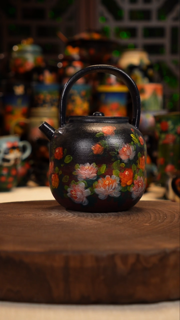 油画    手绘釉下彩