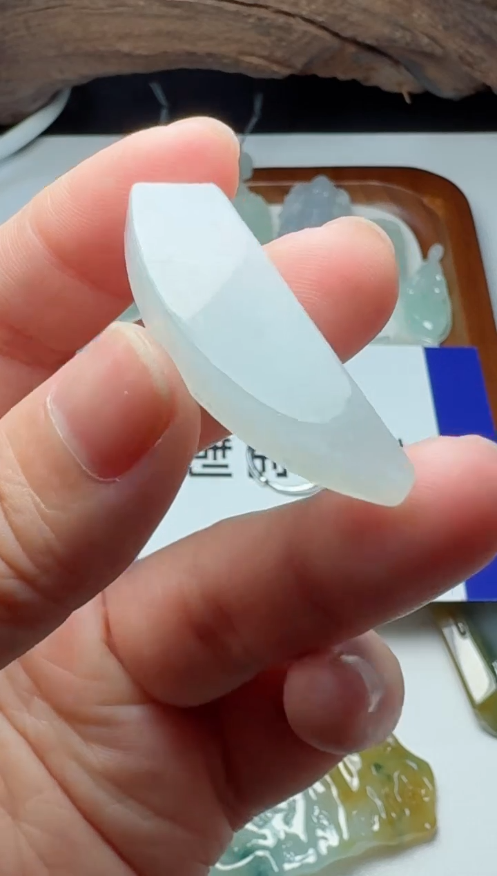 翡翠裸石定制不退换