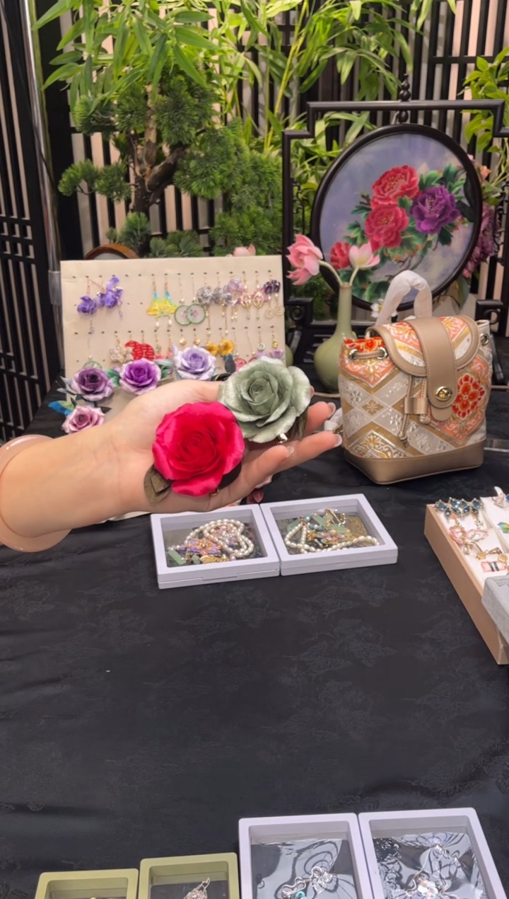 织绣꧁***꧂非遗苏绣手工饰品