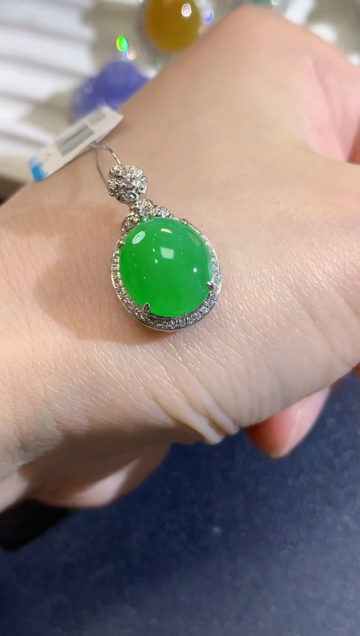 吊坠(不含链)18K金镶嵌翡翠A9