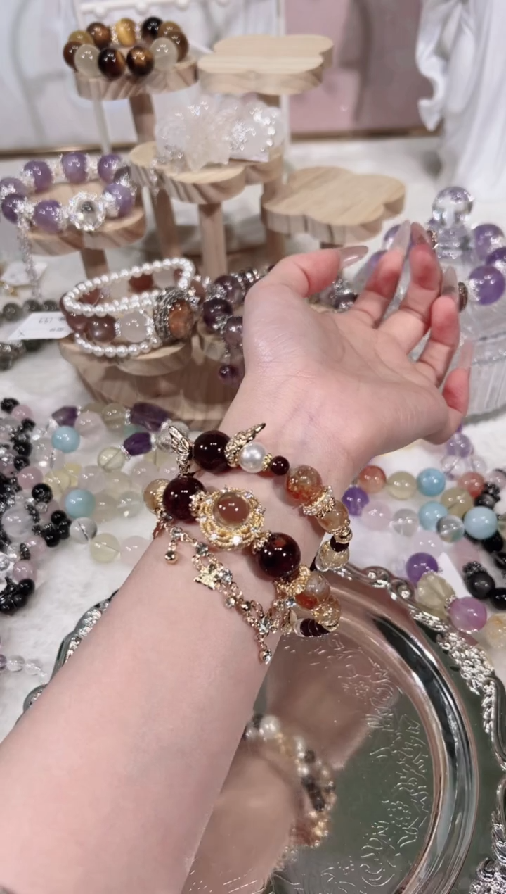 【闪购商品】水晶手链未镶嵌天然水晶默认微瑕 多样性发货发其一