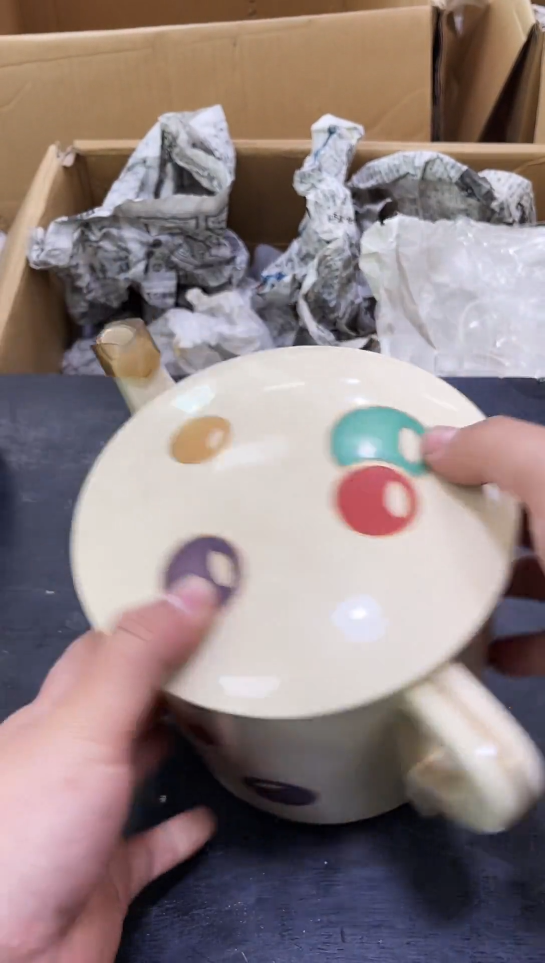 壶 如图所示 阁集工艺品
